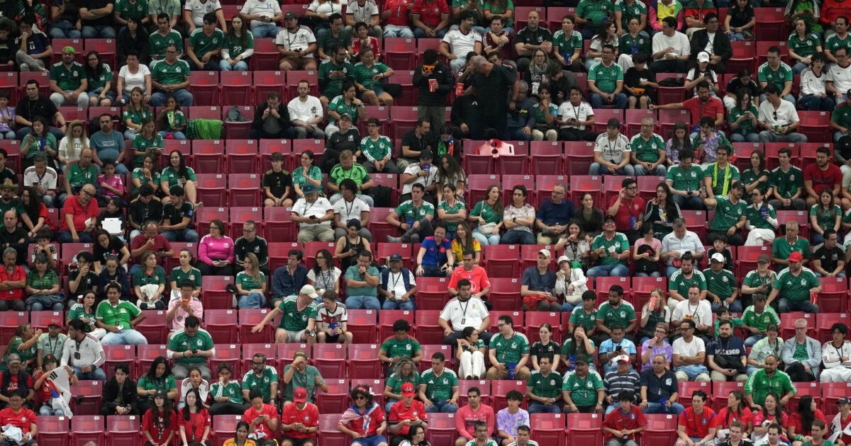 Auf der Tribüne gab es in Zapopan zahlreiche freie Plätze.