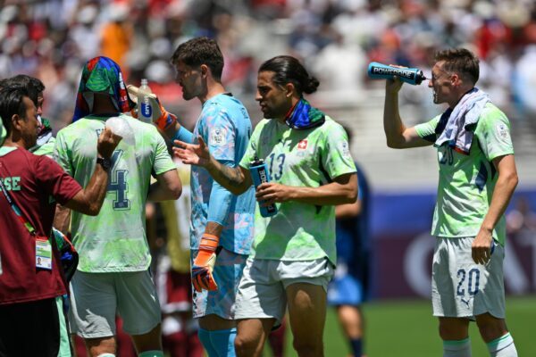 Beim Spiel der Schweiz gegen Katar hatte es über 30 Grad Celsius.