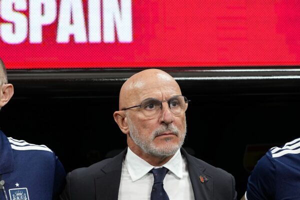 Spaniens Trainer Luis de la Fuente hat am Sonntag Geburtstag. (Archivbild)