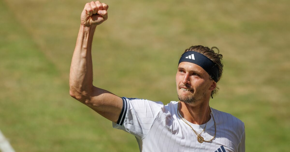 Alexander Zverev steht beim Rasenturnier in Halle im Halbfinale.