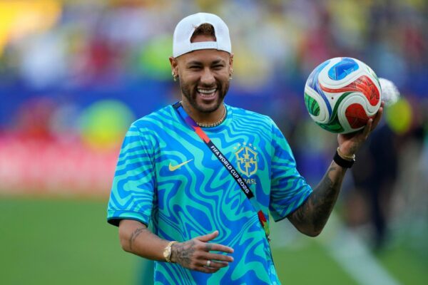Versprühte in den ersten WM-Tagen trotz Verletzung gute Laune: Neymar. (Archivbild)