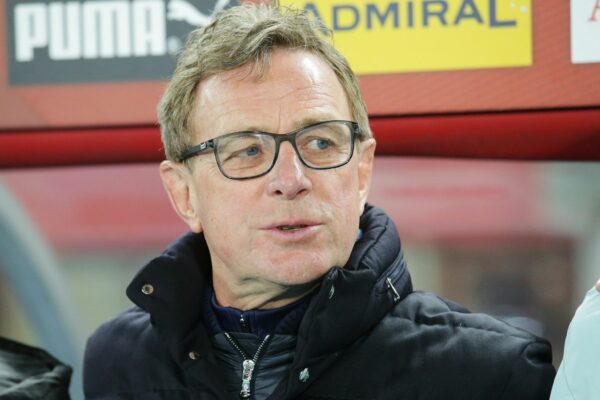 Er bleibt dabei: Ralf Rangnick bindet sich vertraglich bis 2028 an den ÖFB. (Archivbild)