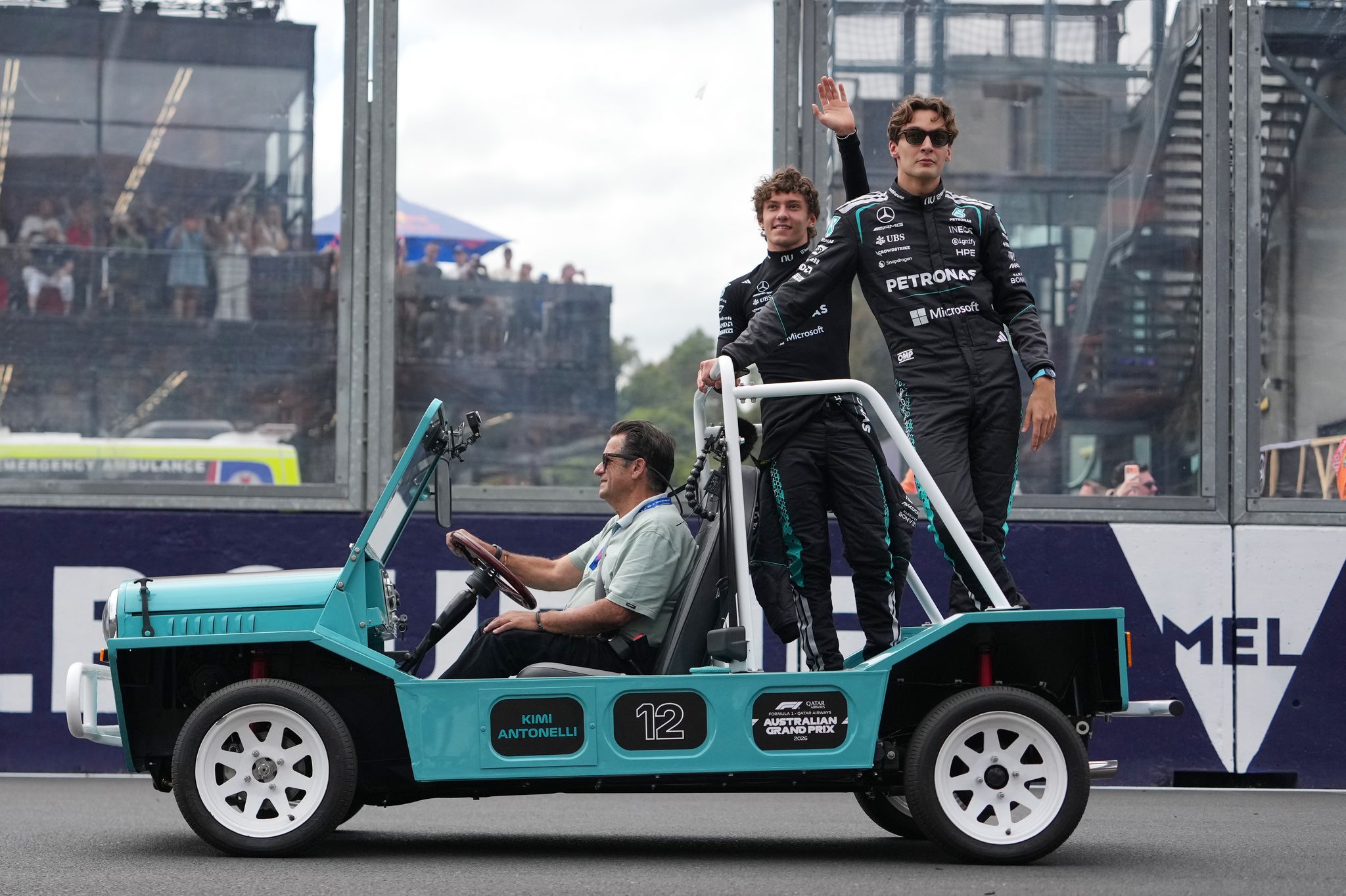 Duell um den Titel: George Russell (r) und Kimi Antonelli kämpfen immer härter um die Formel-1-WM. (Archivbild)