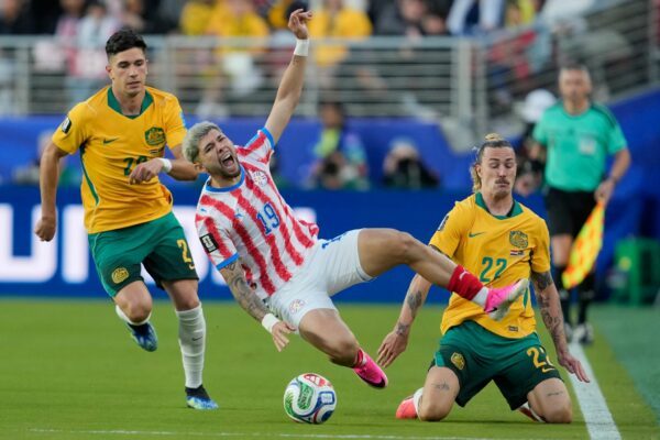 Im Duell zwischen Paraguay und Australien stand der Kampf im Vordergrund.
