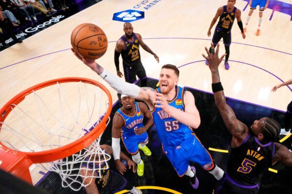 Isaiah Hartenstein geht weiter für Oklahoma auf Korbjagd. (Archivfoto)
