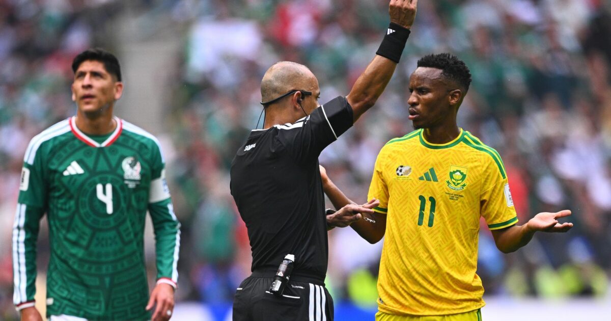 Schiedsrichter Wilton Pereira Sampaio zeigte beim WM-Eröffnungsspiel gleich dreimal Rot.