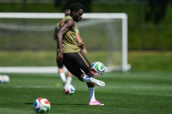 Ist im Training dabei: Alphonso Davies.