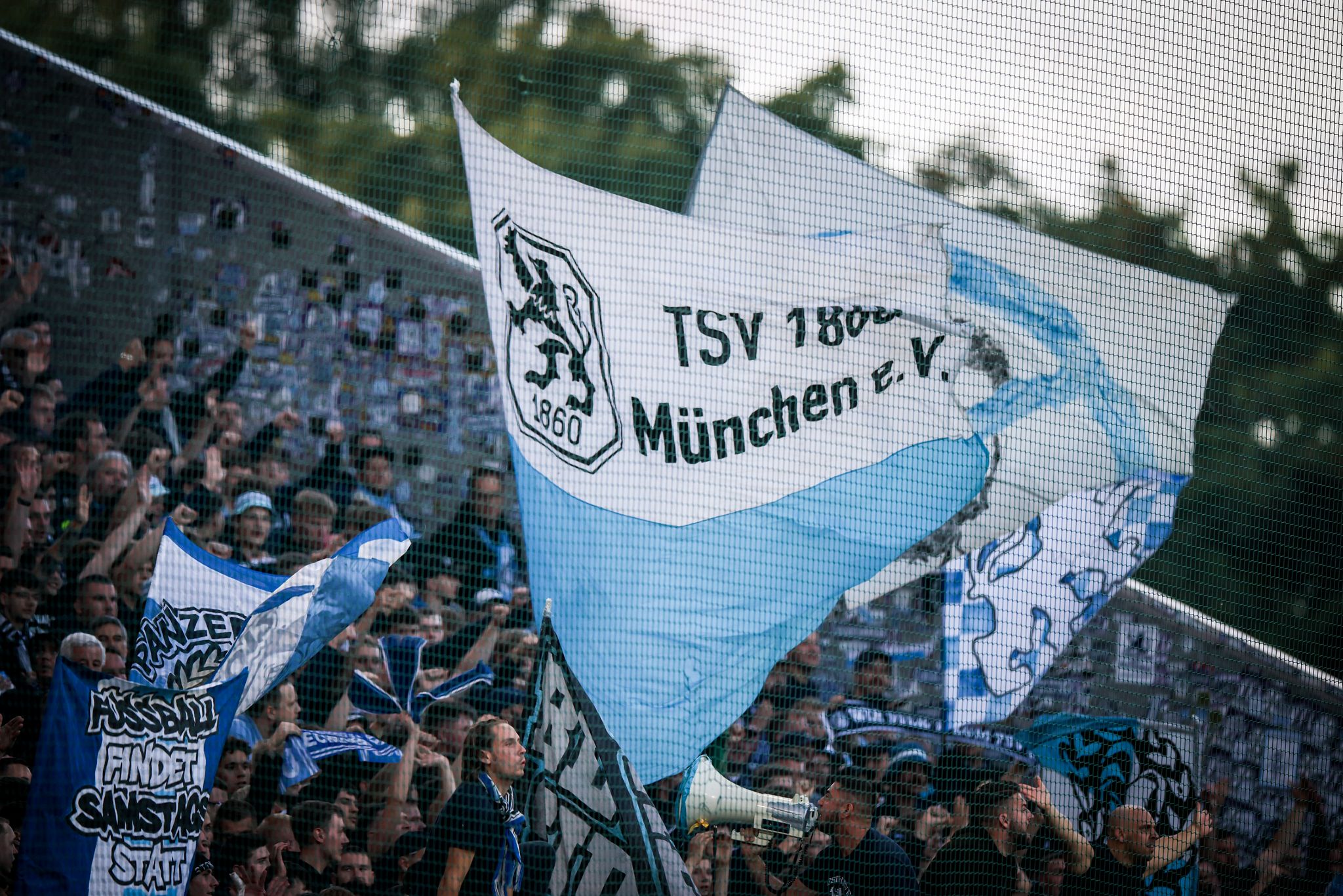 Bis heute um 17.00 Uhr mussten die Unterlagen beim DFB vorliegen. (Archivbild)