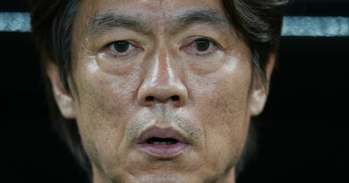 Für Südkoreas Trainer Hong Myung-bo hat der Drohnen-Vorfall keinen Einfluss. (Archivbild)
