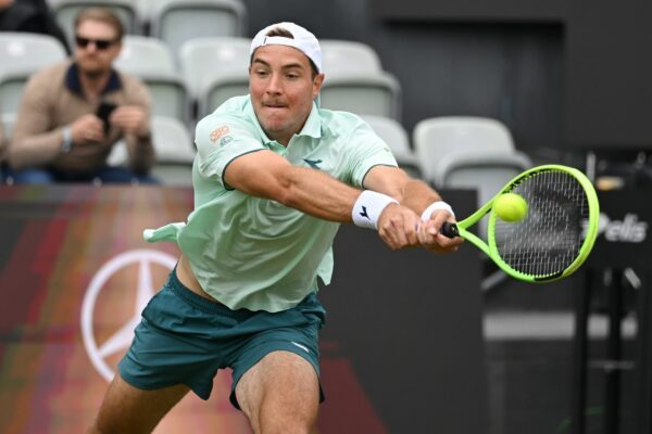 Jan-Lennard Struff konnte den kasachischen Rasenspezialisten Alexander Bublik nicht stoppen.
