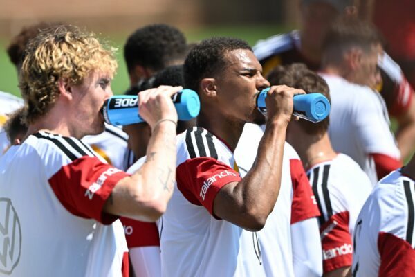 Viel Trinken gegen die Hitze