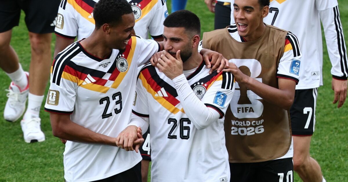Doppeltorschütze Deniz Undav.
