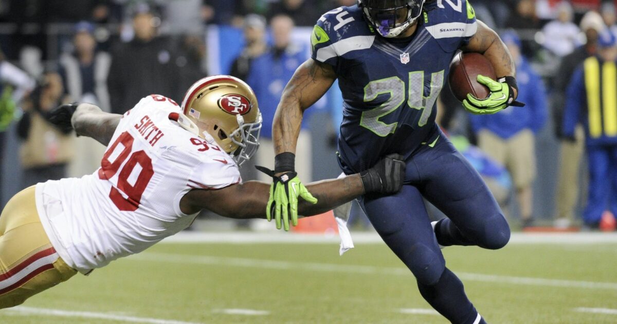 Aldon Smith (links) war ein guter Verteidiger für die San Francisco 49ers. (Archivfoto)