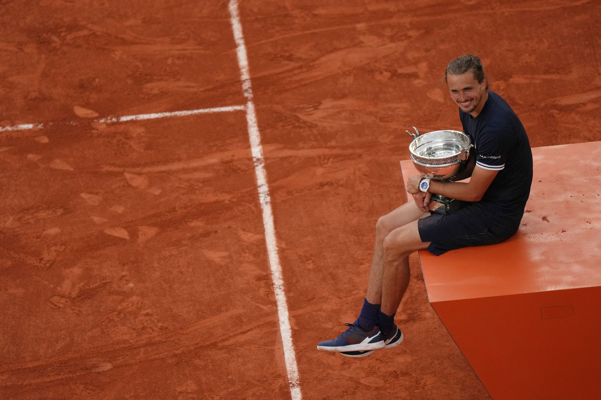 Alexander Zverev nach seinem Sieg in Paris.