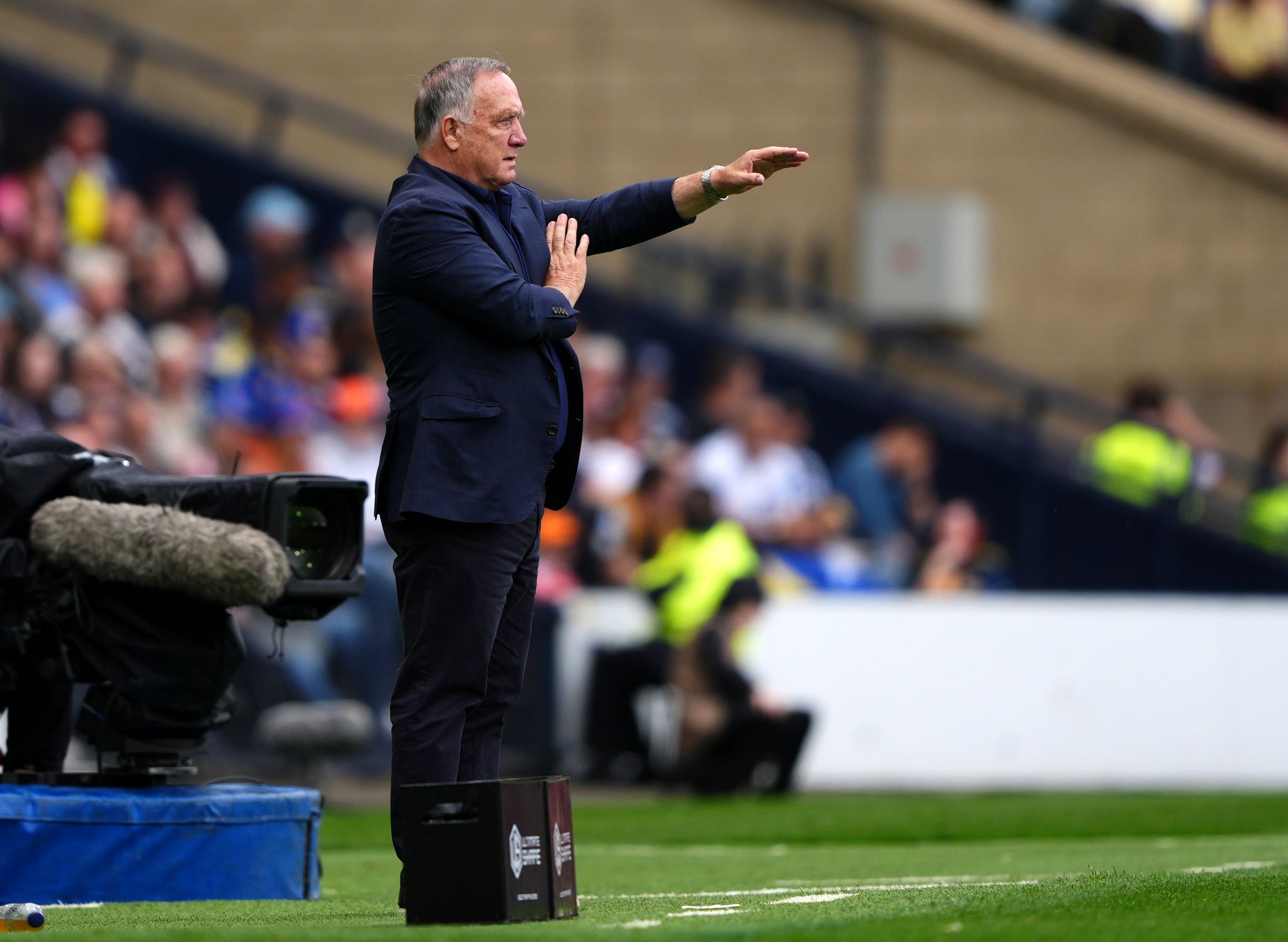 Curaçaos Trainer Dick Advocaat feierte im letzten Test mit seinem Team einen Sieg. (Archivbild)