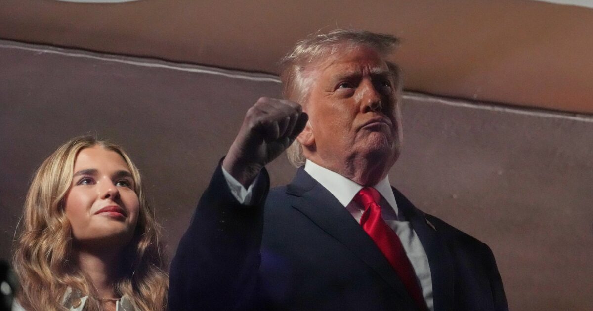 Trump schaut sich das NBA-Finale in New York an.