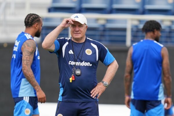 Dick Advocaat will mit dem kleinen Curaçao bei der WM überraschen.