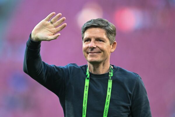 Oliver Glasner scheint Trainer in der Premier League zu bleiben. (Archivbild)