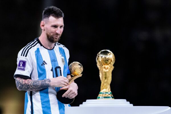 Holt er sich wie 2022 in Katar wieder den Pokal? Lionel Messi. (Archivbild)