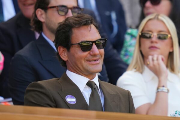 Die Schweizer Tennisikone Roger Federer zu Besuch in Wimbledon.