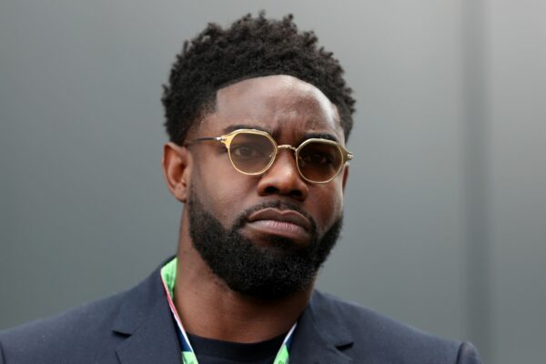 Micah Richards trauert um seinen Vater. (Archivbild)