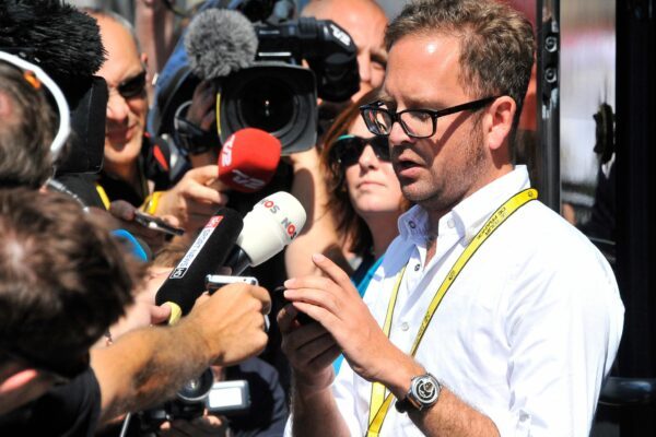 Ex-Dopingsünder Jonathan Vaughters äußert sich zu den nächtlichen Dopingkontrollen bei der Tour. (Archivbild)