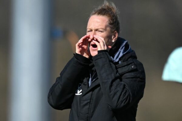 Im Finale mächtig gefordert: U19-Trainer Melanie Behringer. (Archivbild)