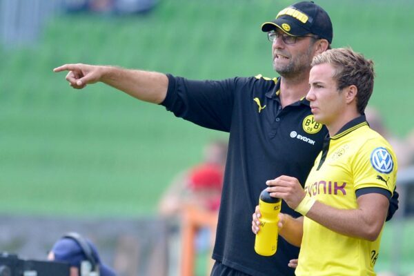 Einst erfolgreich bei Borussia Dortmund: Mario Götze (l) und Jürgen Klopp. (Archivbild)