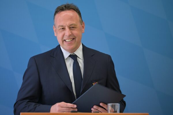 Marco Sturm wurde in München geehrt.