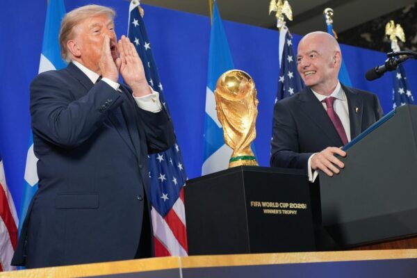 Trump und Infantino vor dem WM-Finale.
