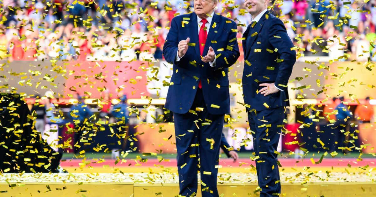 Was plant Infantino nach der WM in Amerika? (Archivbild)