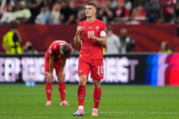 Bleibt dem AFC Sunderland treu: der Schweizer Kapitän Granit Xhaka. (Archivbild)