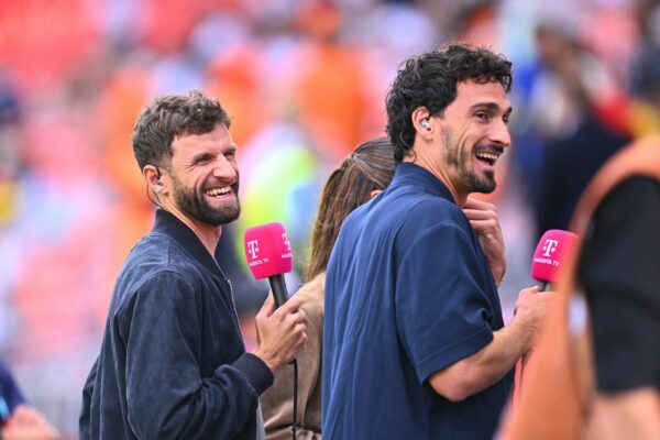 Hatte Spaß als TV-Experte: Thomas Müller (l). (Archivbild)
