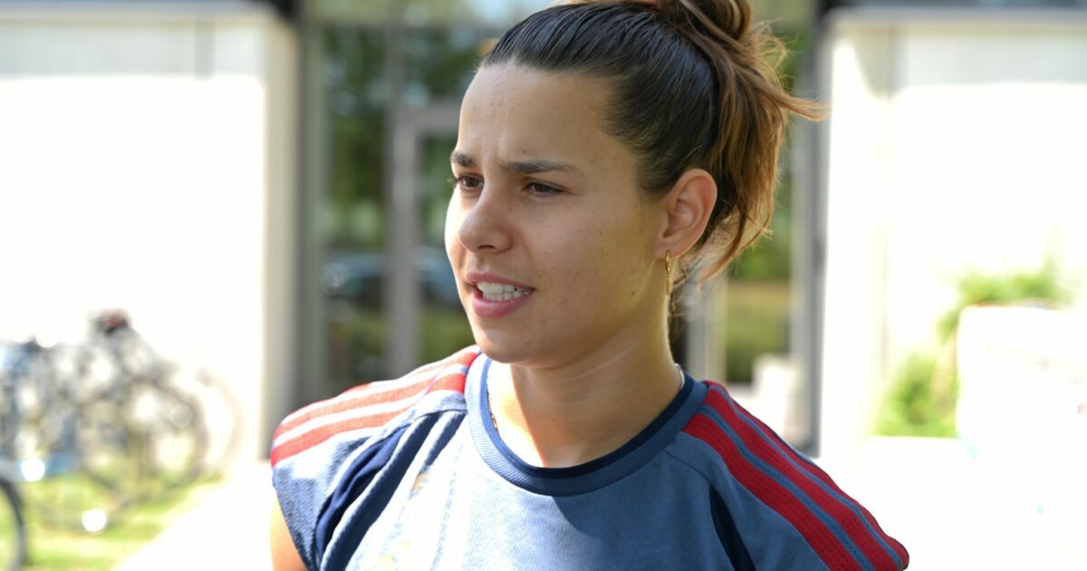 Will bald wieder ganz ins Training einsteigen: Bayern-Nationalspielerin Lena Oberdorf.