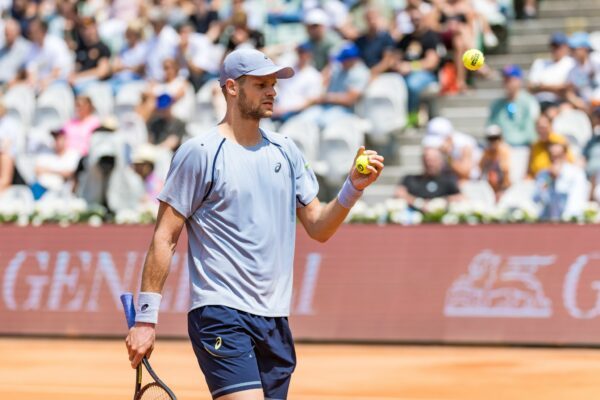 Yannick Hanfmann erreicht in Kitzbühel das Halbfinale.