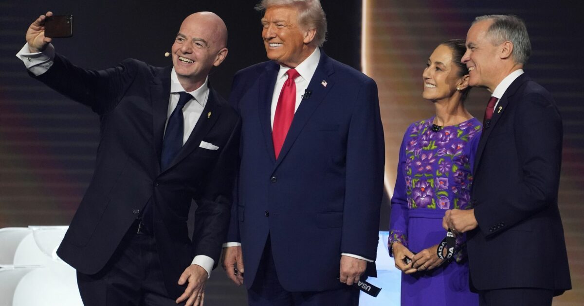 Sheinbaum ist Trump bisher nur einmal persönlich begegnet - und zwar bei der WM-Auslosung. (Archivbild)