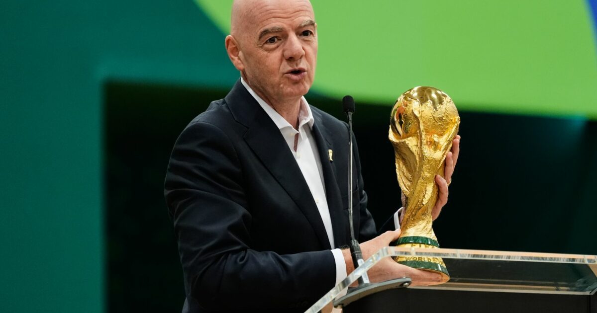 FIFA-Präsident Gianni Infantino sorgt für Wirbel mit seinen jüngsten Plänen. (Archivbild)