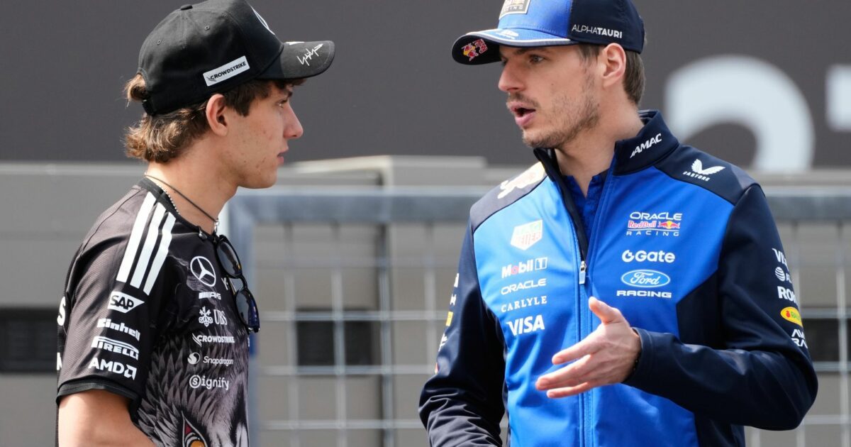 Irgendwann einmal Formel-1-Teamkollegen? Kimi Antonelli (l) und Max Verstappen. (Archivbild)
