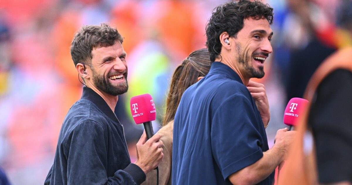 Zwei Ex-Weltmeister - aber auch zwei für den DFB? Thomas Müller (l) und Mats Hummels. (Archivbild)