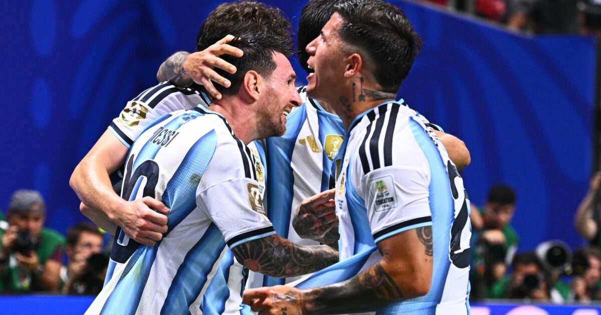 Argentinien steht im Viertelfinale der Fußball-WM.