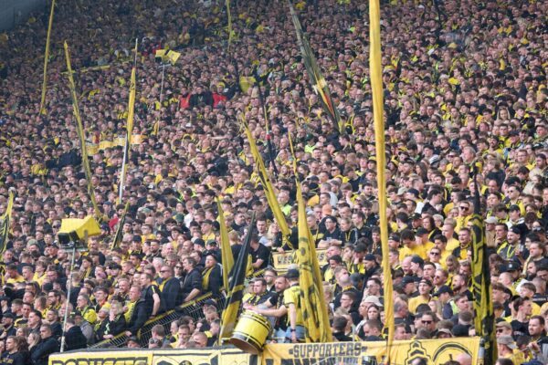 Die Bundesliga GmbH hat den Ticketabsatz der Saison 2025/26 veröffentlicht. (Archivbild)