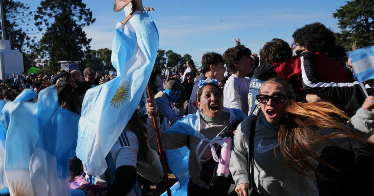 In Argentinien kam es nach dem Achtelfinalsieg gegen Ägypten in vielen Städten zu spontanen Jubelfeiern.