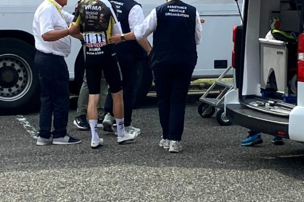 Jonas Vingegaard musste nach einem Sturz aussteigen.