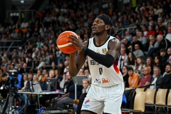 Basketball-Nationalspieler Isaac Bonga verlässt Partizan Belgrad. (Archivbild)