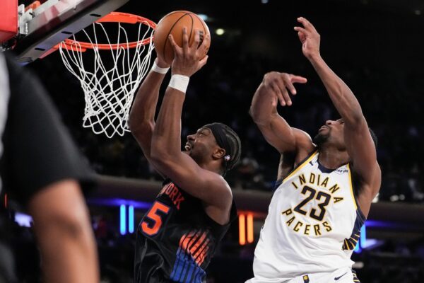 NBA-Champion Ariel Hukporti wechselt von den Knicks nach Philadelphia. (Archivbild)