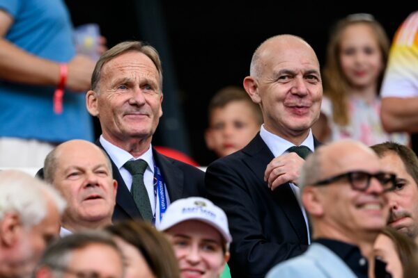 Neuendorf (r.) und Watzke (l.) sind die DFB-Verhandlungsführer bei der Bundestrainer-Suche. (Archivbild).
