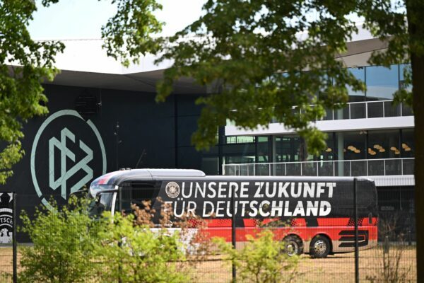 Das DFB-Team hat sich mit einem Social-Media-Post nach dem WM-Aus an die Fans gewandt.