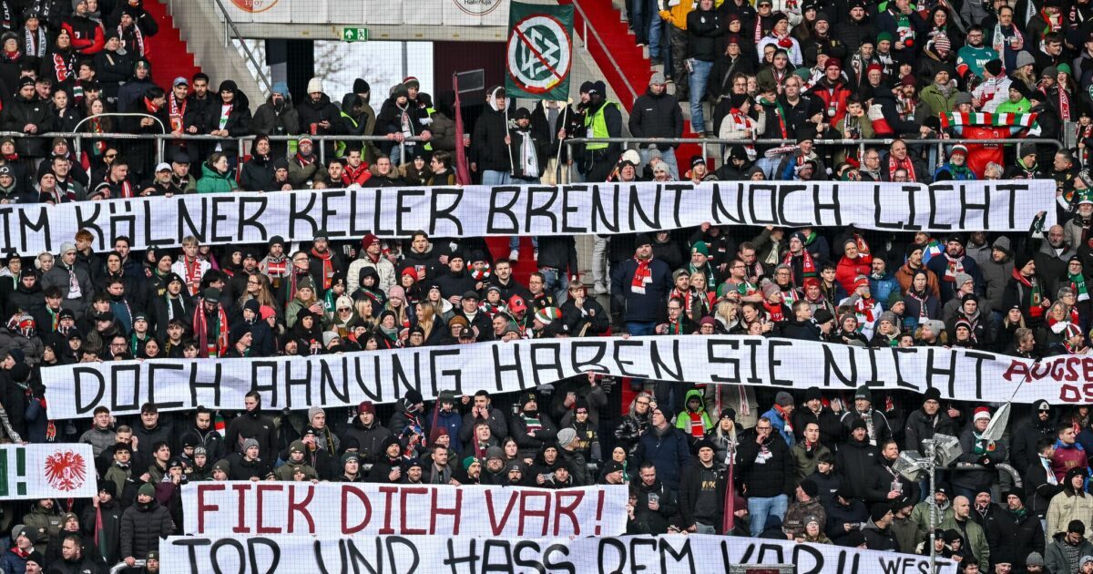 Augsburger Aktion gegen den Videobeweis. (Archivbild)