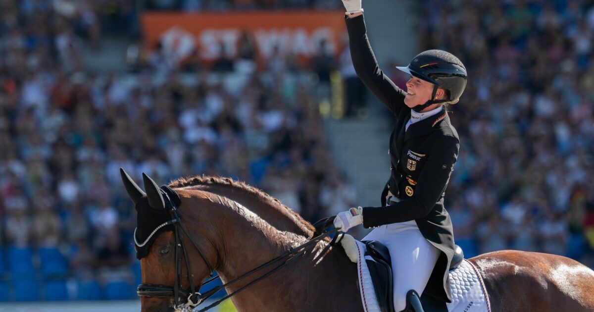 Freut sich über Bronze: Katharina Hemmer auf Denoix