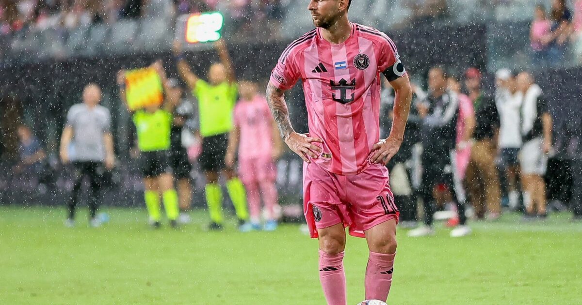 Lionel Messi stand nach dem Tod seines Vaters Jorge erstmals wieder für Inter Miami auf dem Platz. (Archivbild)